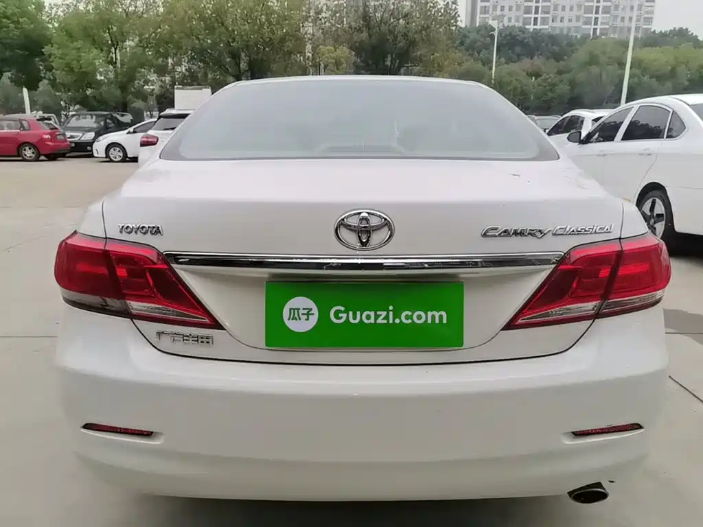 Toyota Camry — миниатюра 6