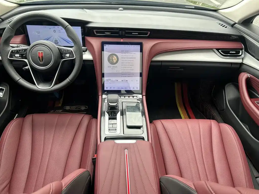 Hongqi Hongqi H5 — миниатюра 6