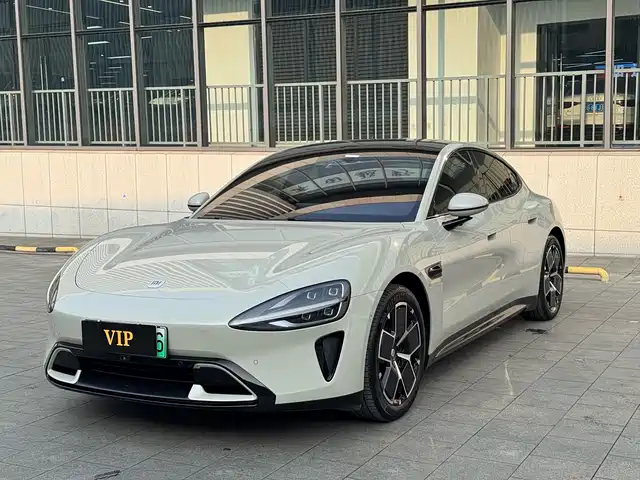 XIAOMI CAR XIAOMI SU7 2024