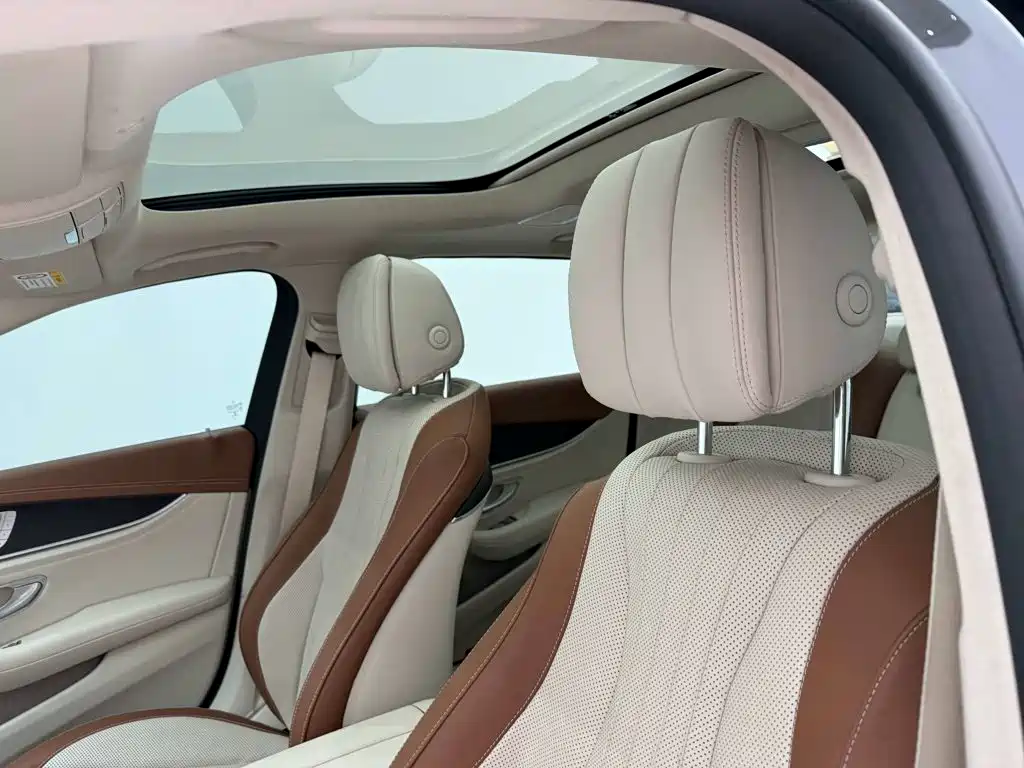 Mercedes-Benz E-Class — миниатюра 26