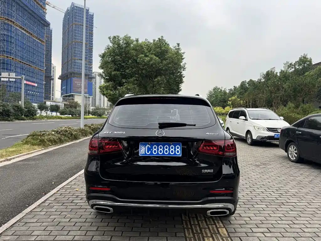 Mercedes-Benz GLC — миниатюра 8