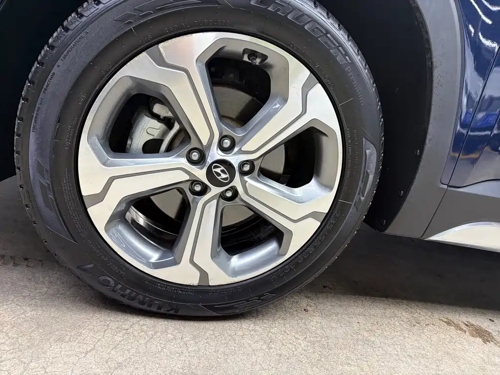 Hyundai Santa Fe — миниатюра 16