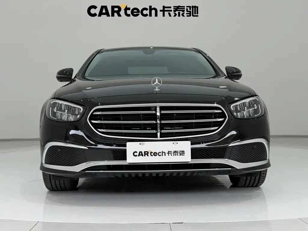 Mercedes-Benz E-Class — миниатюра 3