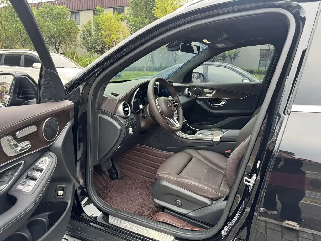 Mercedes-Benz GLC — миниатюра 4