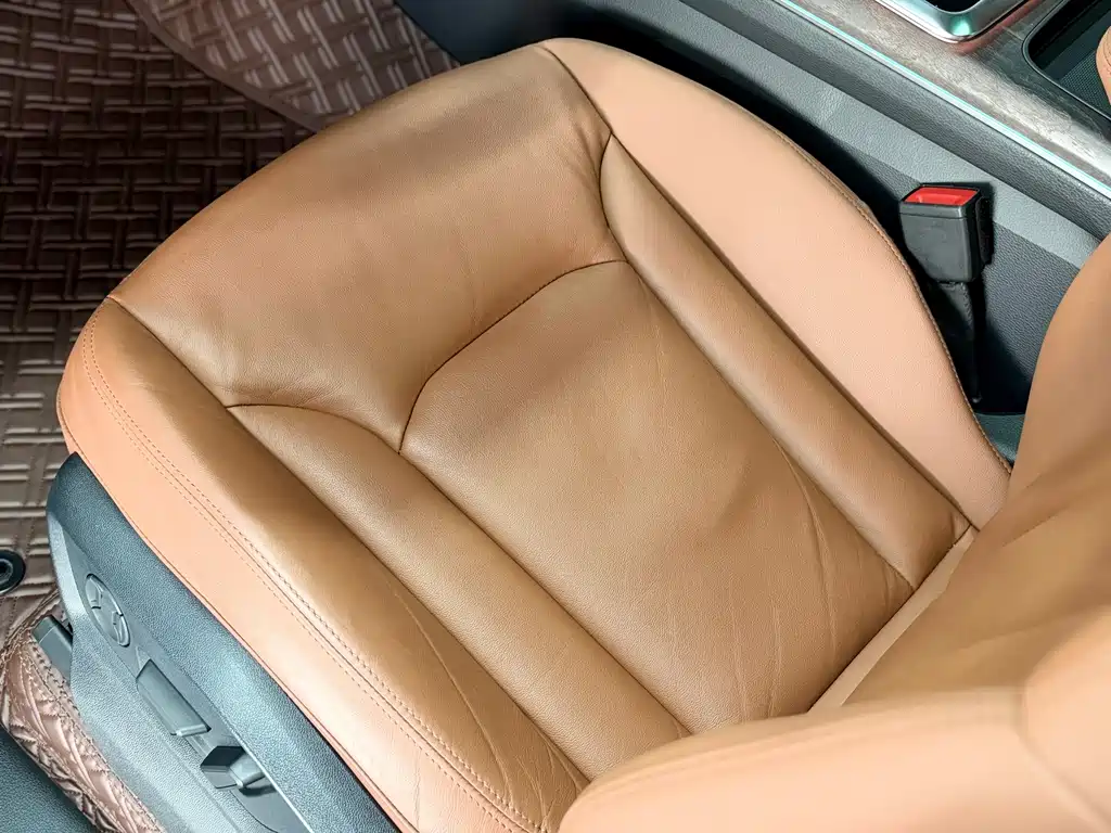 Audi Q7 — миниатюра 11