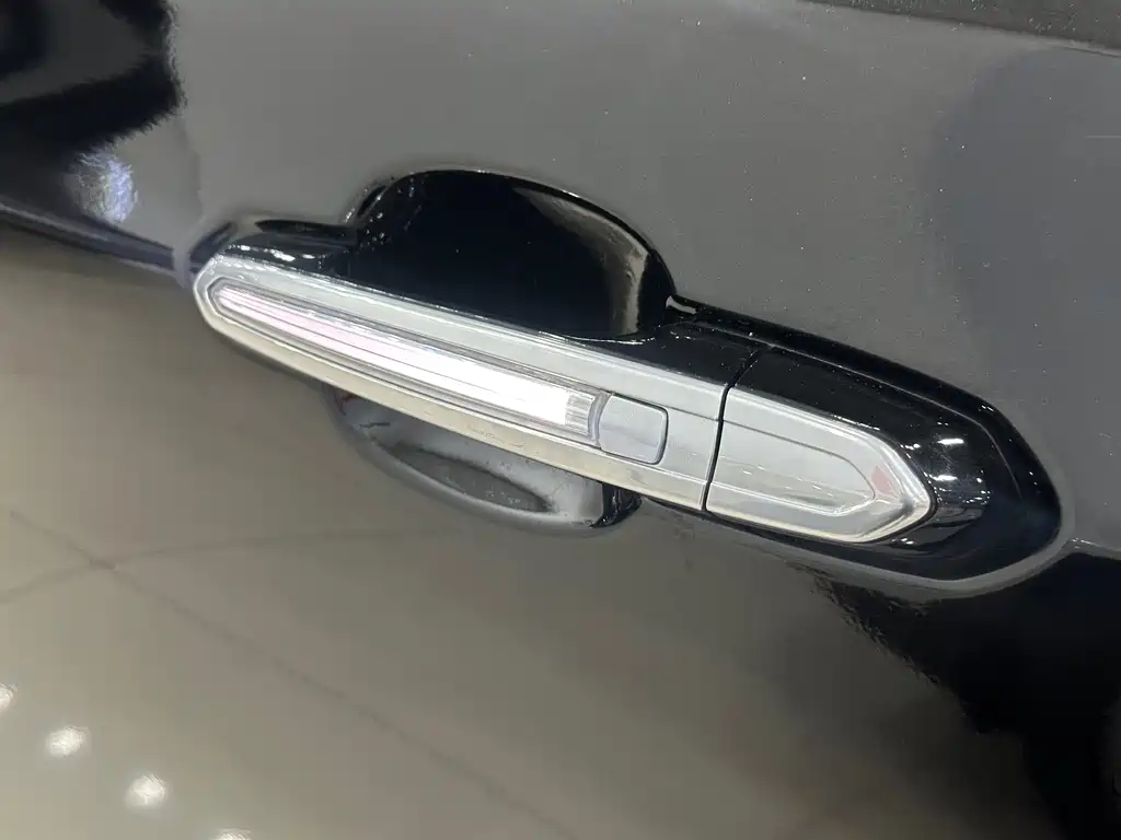 Cadillac CT6 — миниатюра 24