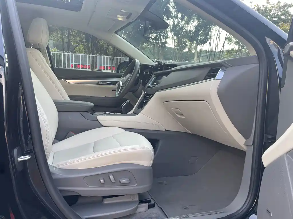 Cadillac XT5 — миниатюра 24
