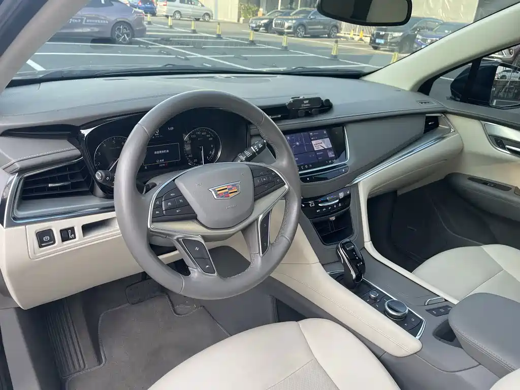 Cadillac XT5 — миниатюра 10
