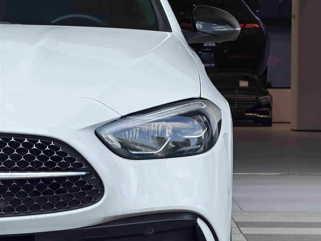 Mercedes-Benz C-Class — миниатюра 20