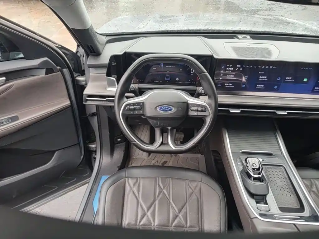 Ford Edge — миниатюра 15