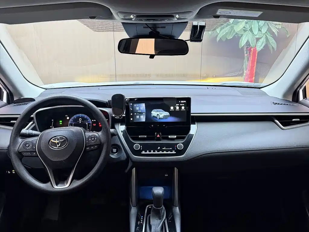 Toyota Frontlander — миниатюра 6