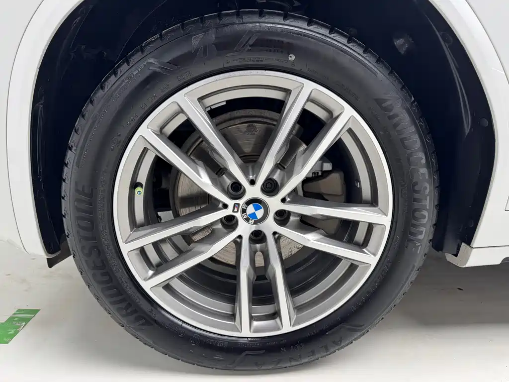 BMW X3 — миниатюра 8