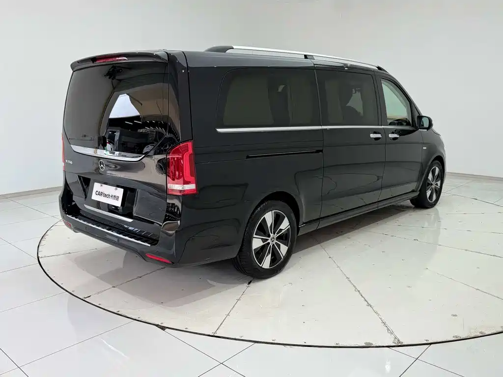 Mercedes-Benz V-Class — миниатюра 23