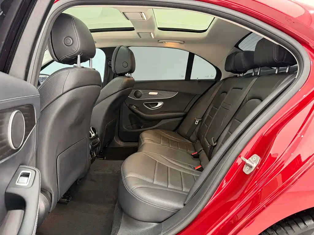 Mercedes-Benz C-Class — миниатюра 19