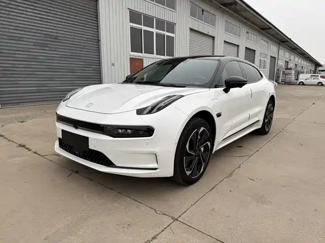 2022 Zeekr 001