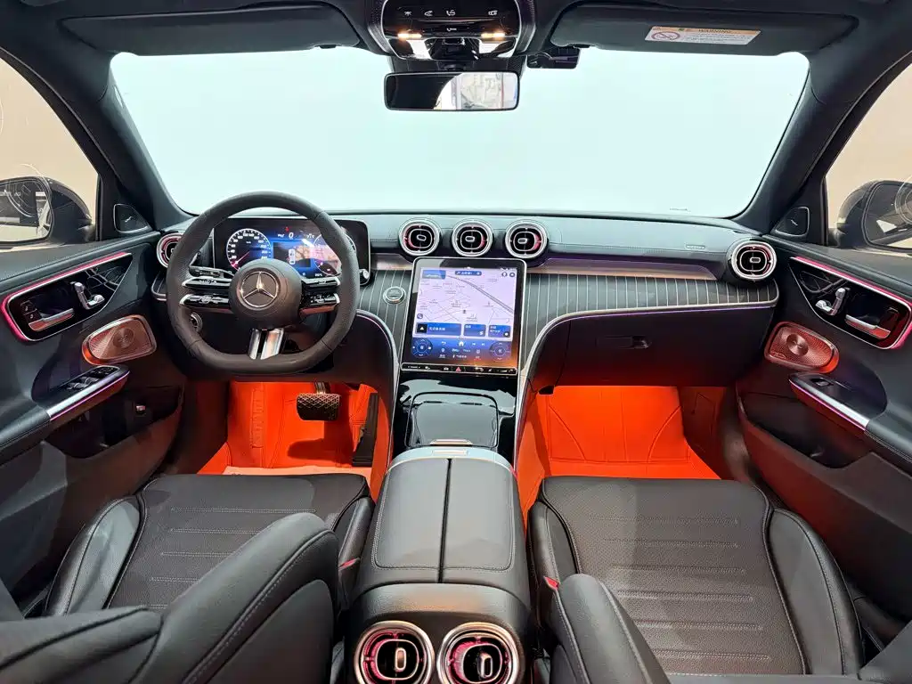Mercedes-Benz C-Class — миниатюра 13