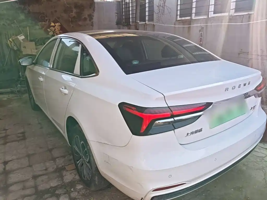 Roewe i6 MAX New Energy — миниатюра 5