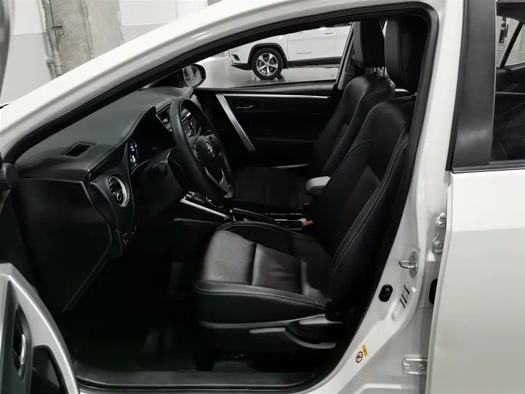 Toyota Corolla 2018 1.8L E-CVT