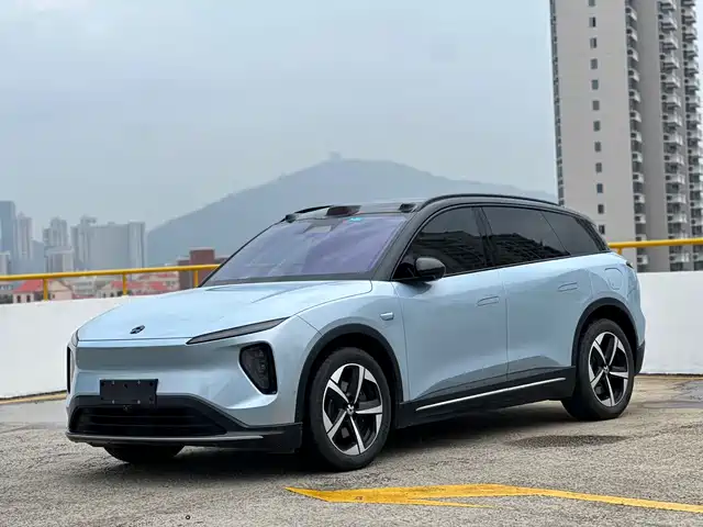 2025 Nio ES6