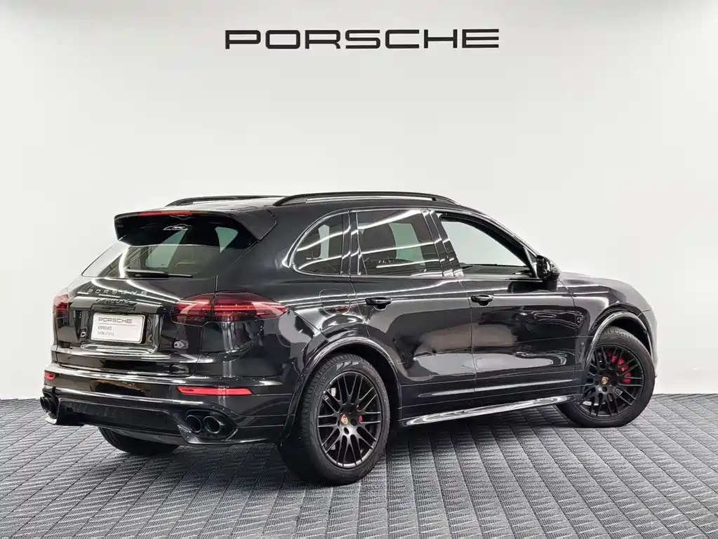 Porsche Cayenne — миниатюра 6
