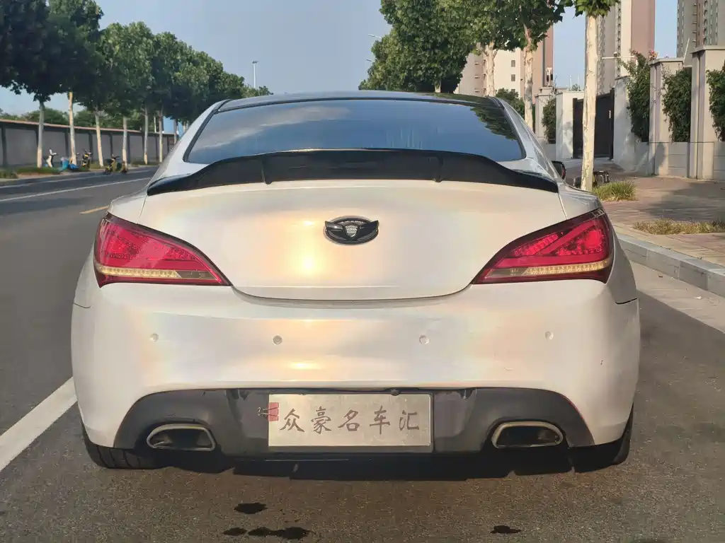 Hyundai Genesis Coupe — миниатюра 21