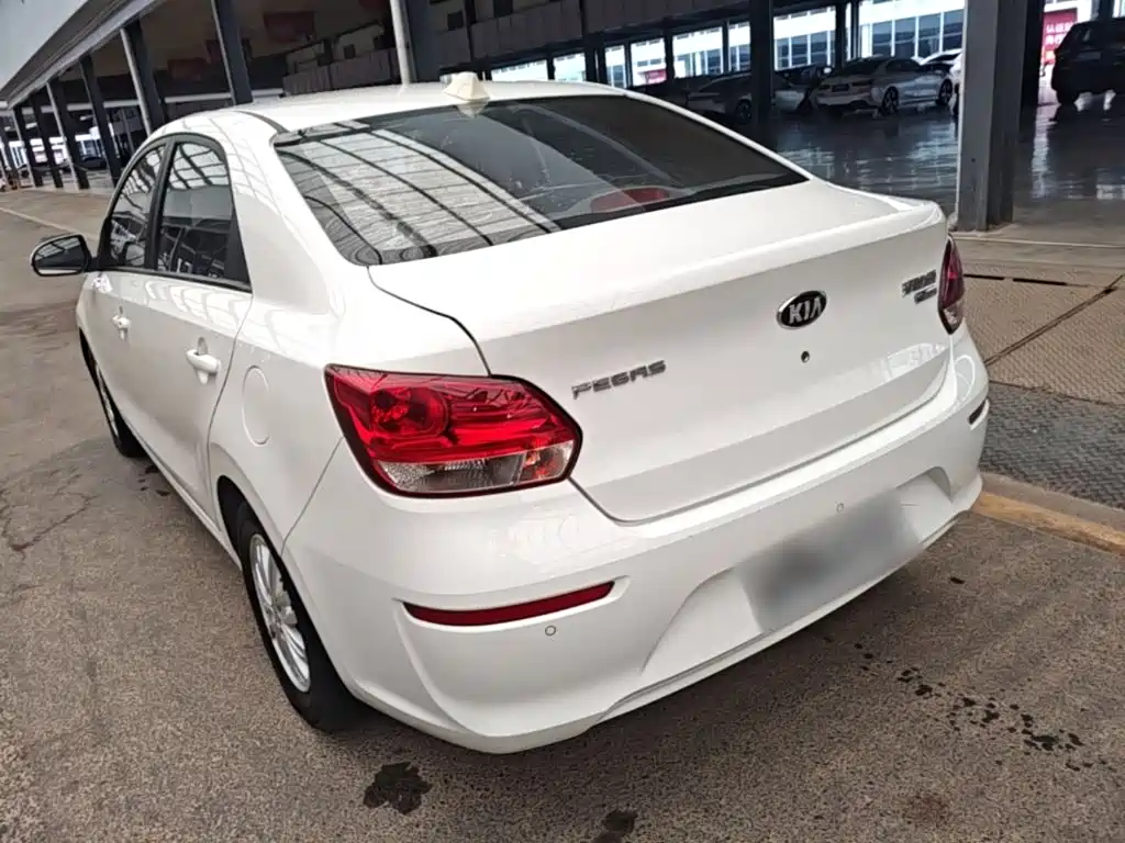 Kia Huanchi — миниатюра 5