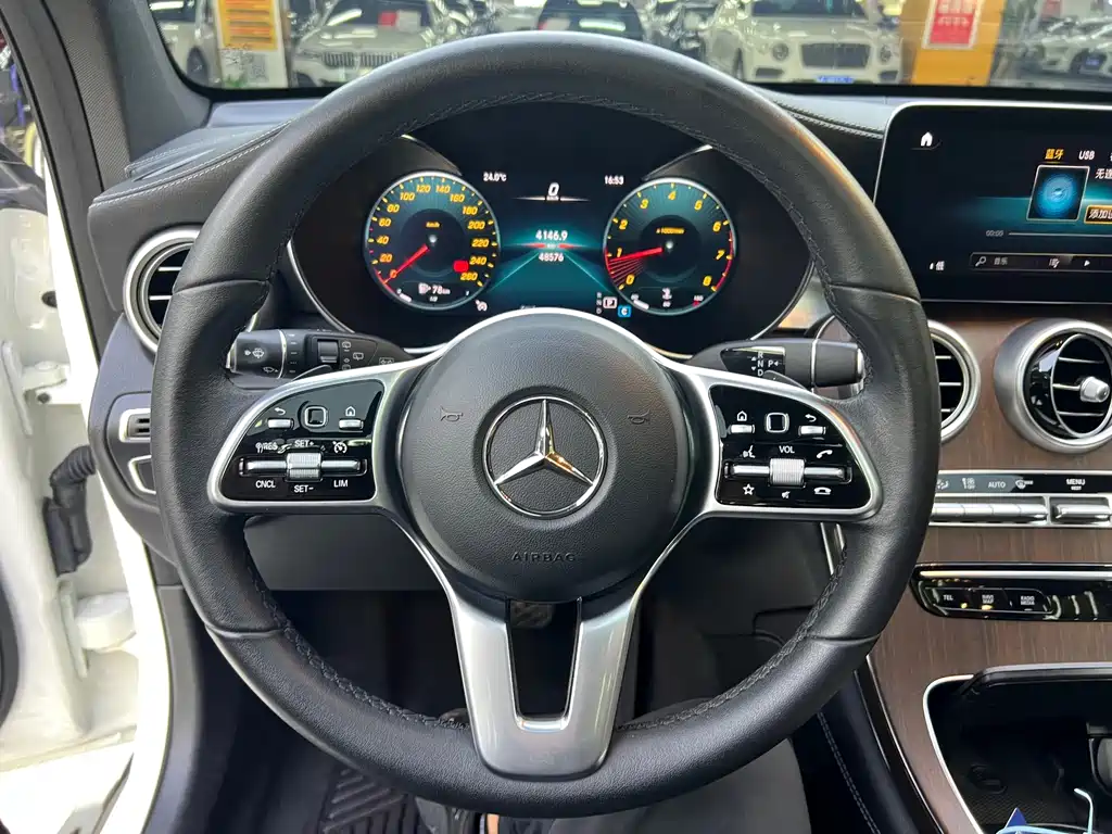 Mercedes-Benz GLC 2020 GLC 260 L 4MATIC Luxury