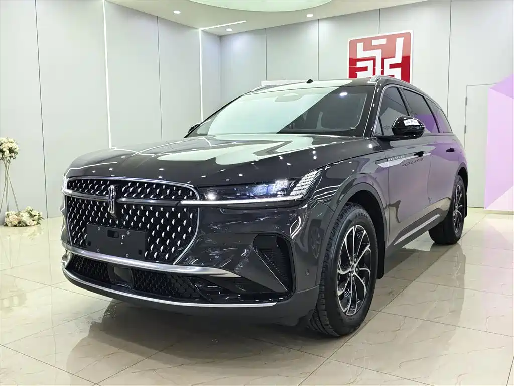 Lincoln Nautilus 2023
