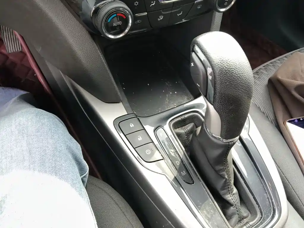 Chevrolet Malibu — миниатюра 14