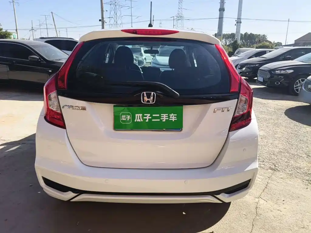 Honda Fit — миниатюра 6