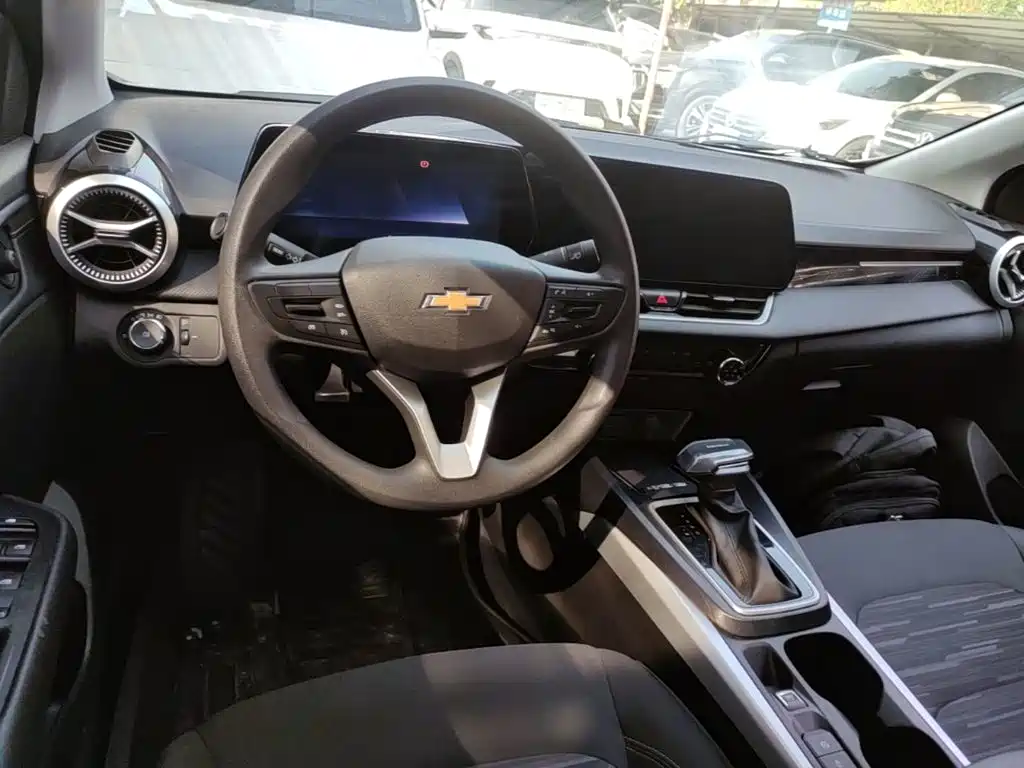 Chevrolet Monza — миниатюра 10