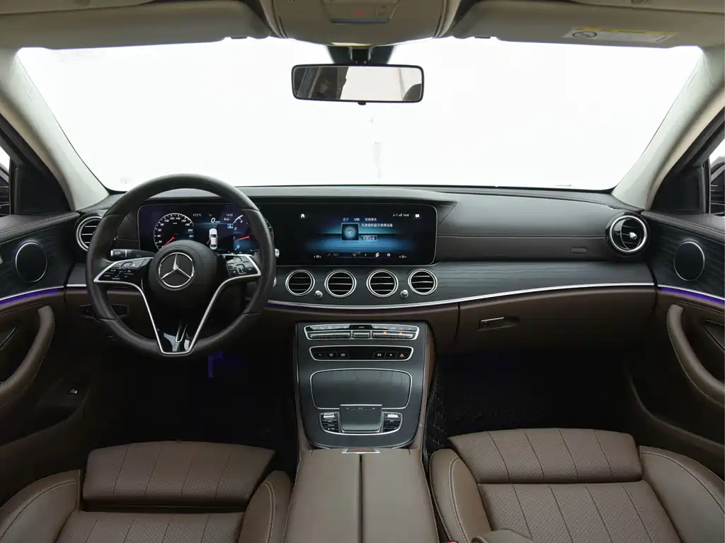 Mercedes-Benz E-Class — миниатюра 26