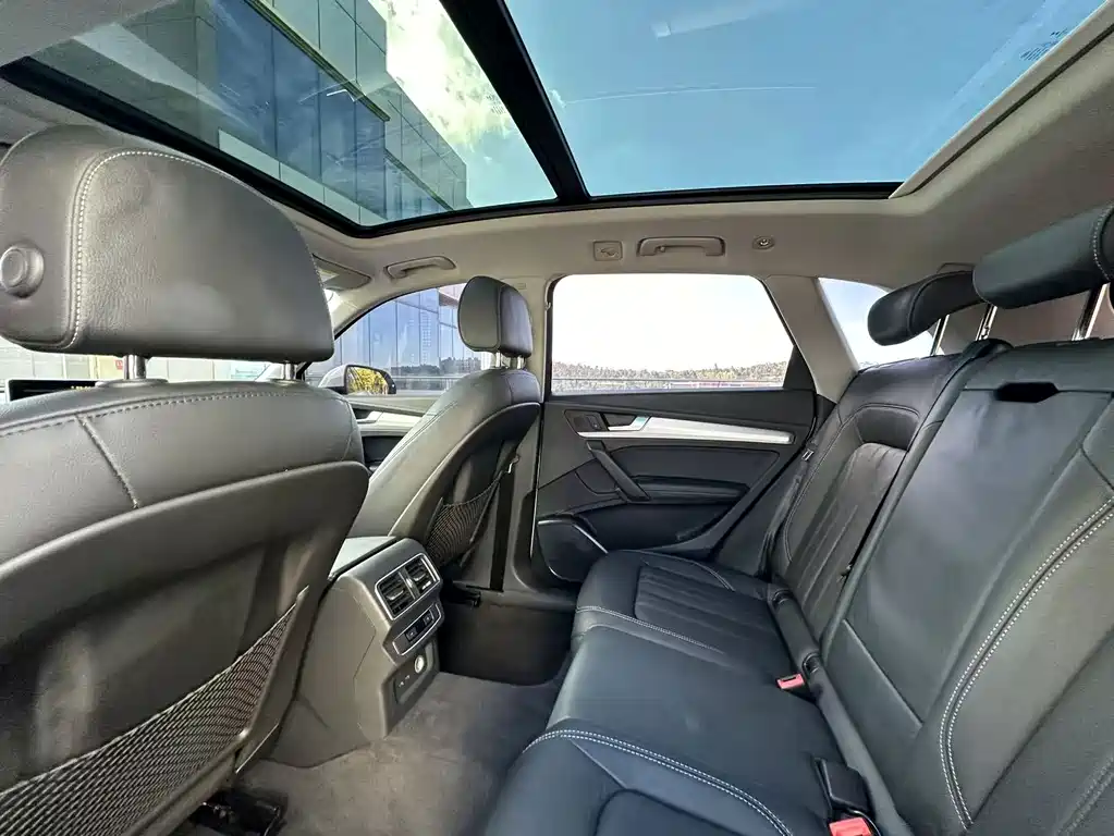 Audi Q5L — миниатюра 18