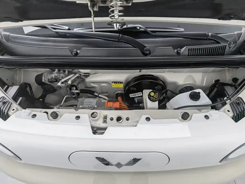Wuling MINIEV — миниатюра 6