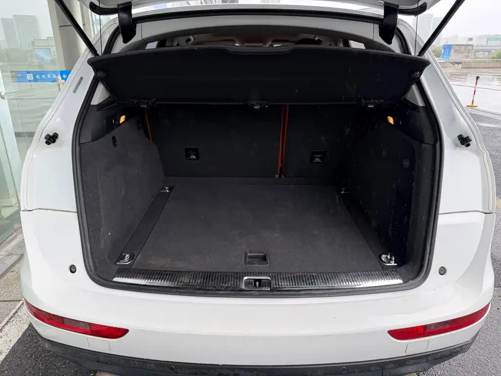 Audi Q5 — миниатюра 24