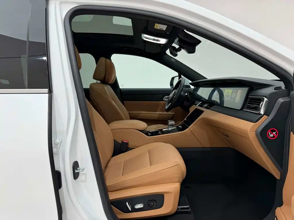 Li Auto Li ONE — миниатюра 17