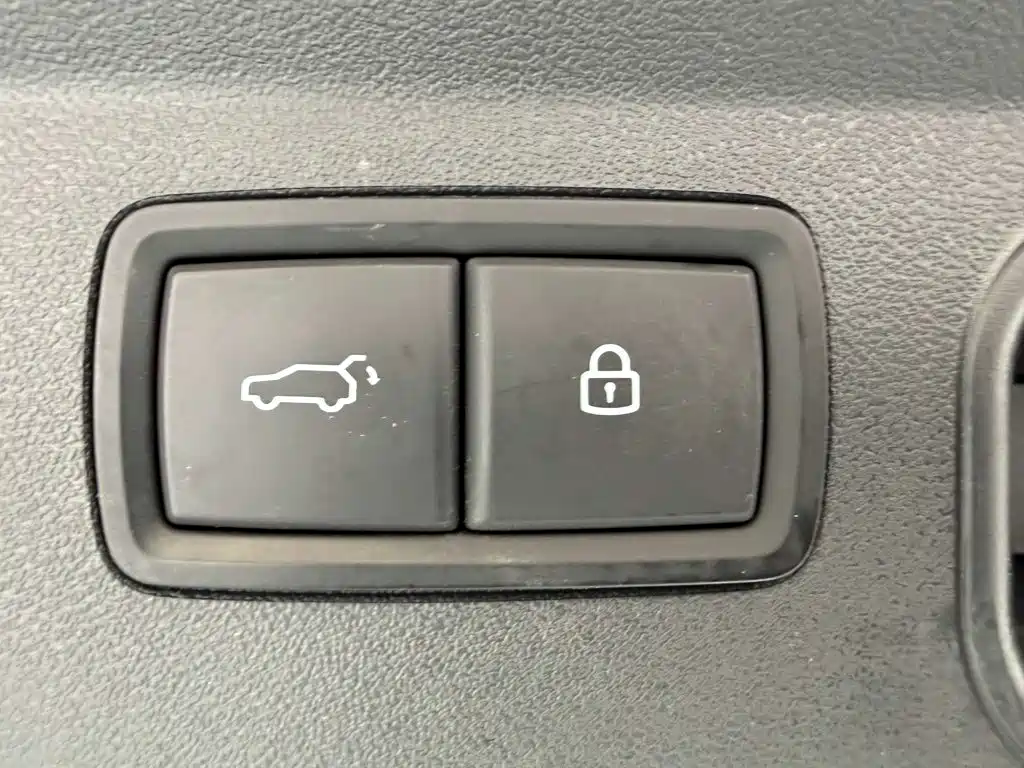 Li Auto Li ONE — миниатюра 27