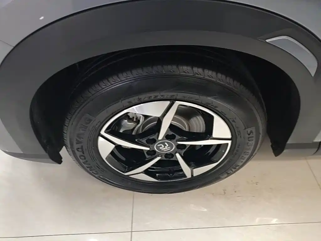 BYD Yuan UP — миниатюра 23