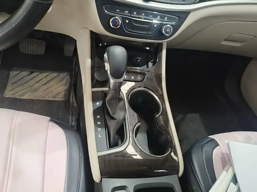 Buick Verano — миниатюра 14