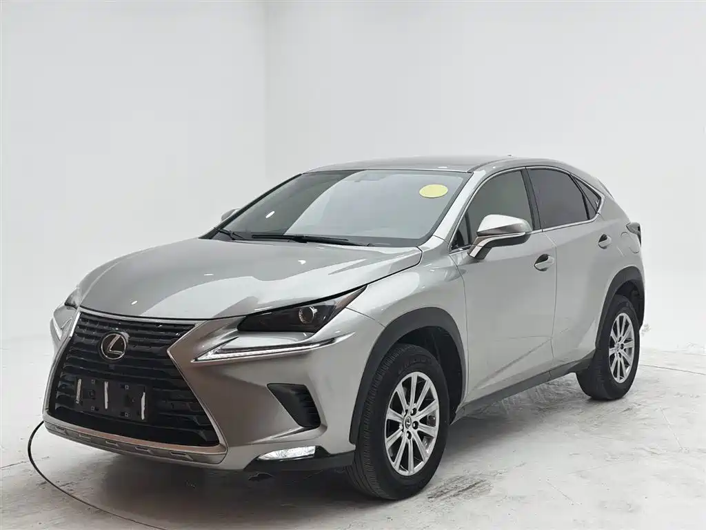 Lexus NX 2021