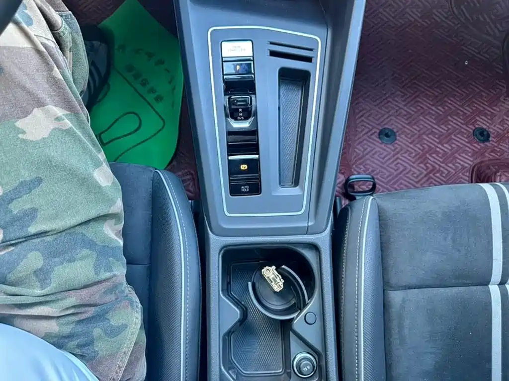 Volkswagen Golf — миниатюра 16