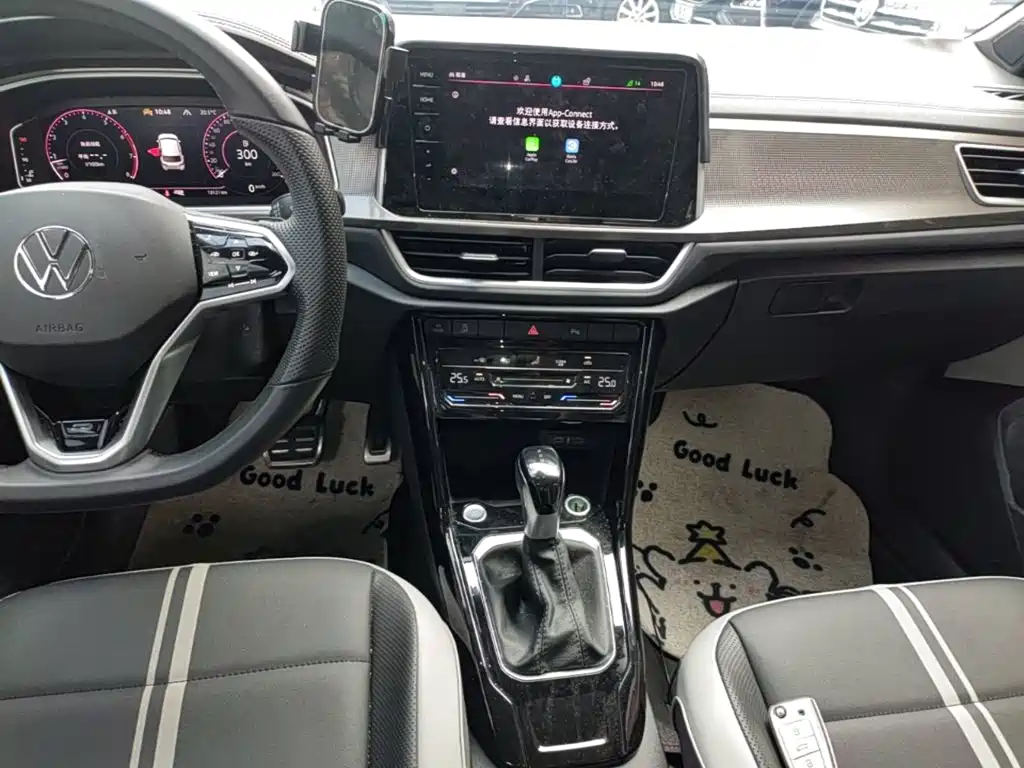 Volkswagen T-Roc — миниатюра 13