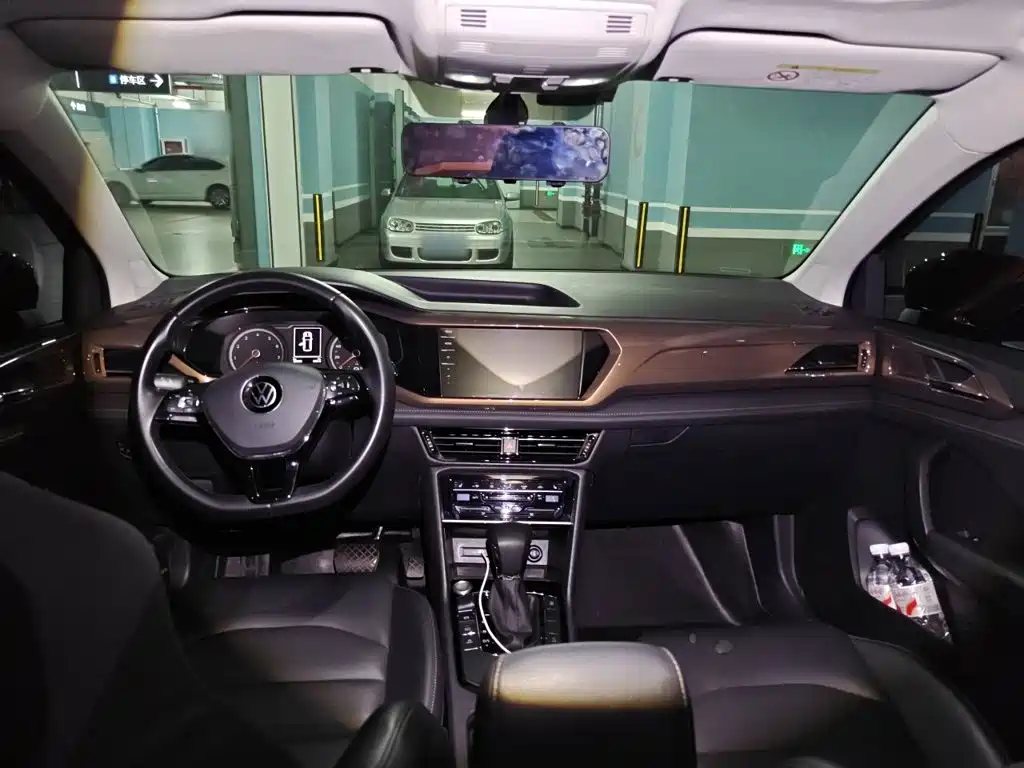 Volkswagen Tharu — миниатюра 10
