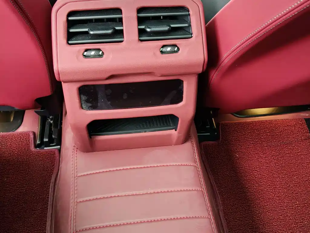 BMW 5 Series — миниатюра 15