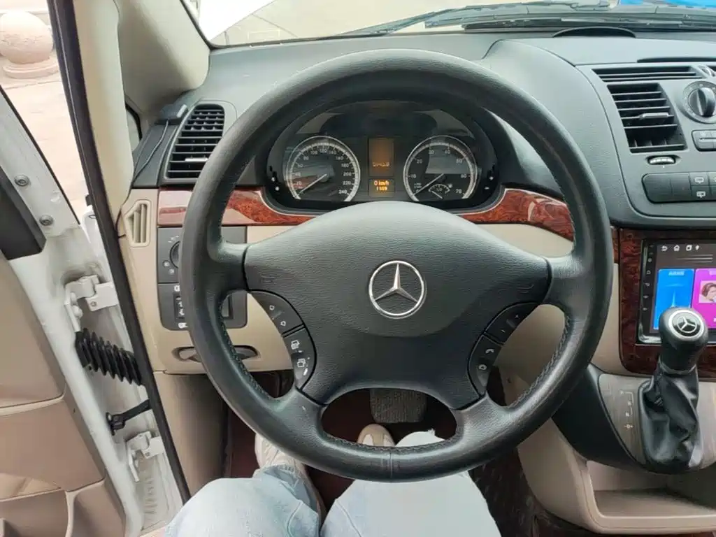 Mercedes-Benz Viano — миниатюра 11