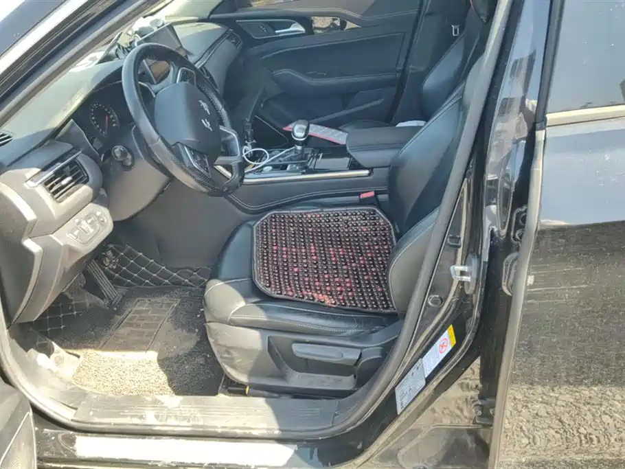 Hongqi H5 2019 30TD