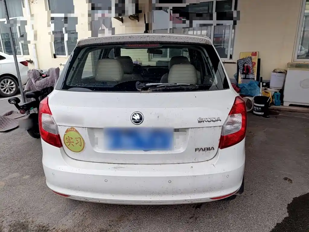 Skoda Fabia — миниатюра 6