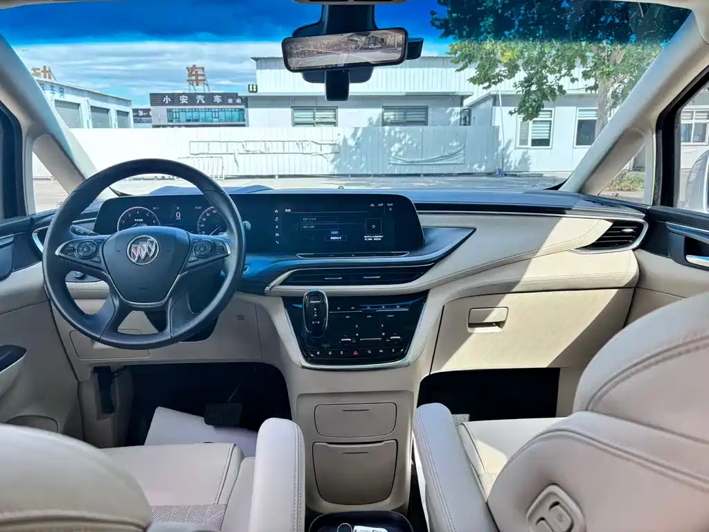 Buick GL8 — миниатюра 5