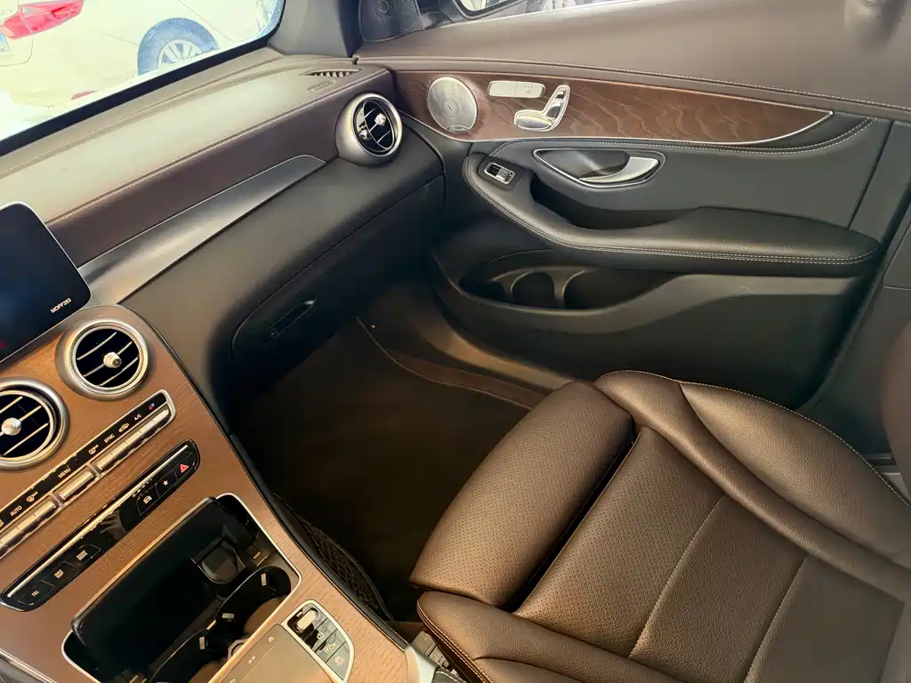 Mercedes-Benz GLC — миниатюра 26