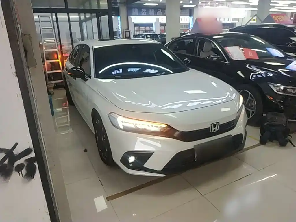 Honda Civic — миниатюра 4